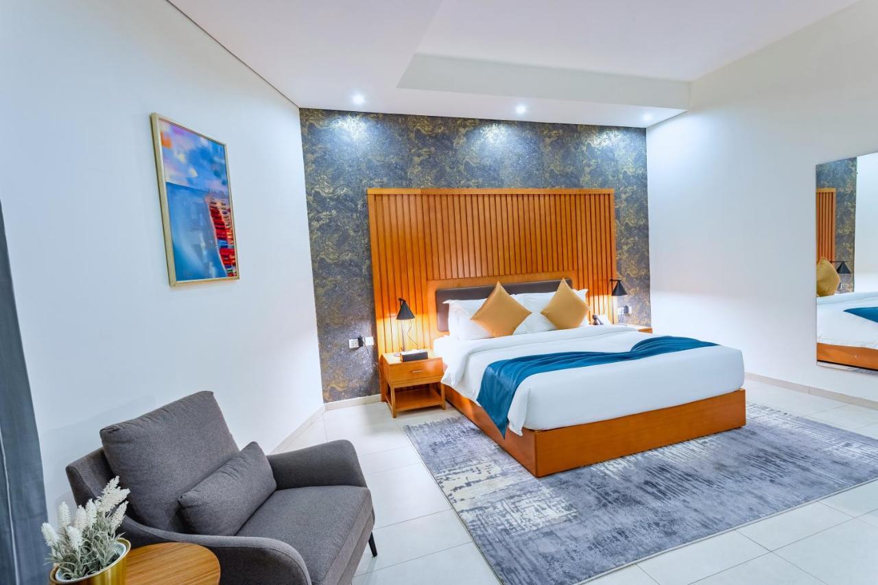 Alisa Hotel テマ エクステリア 写真