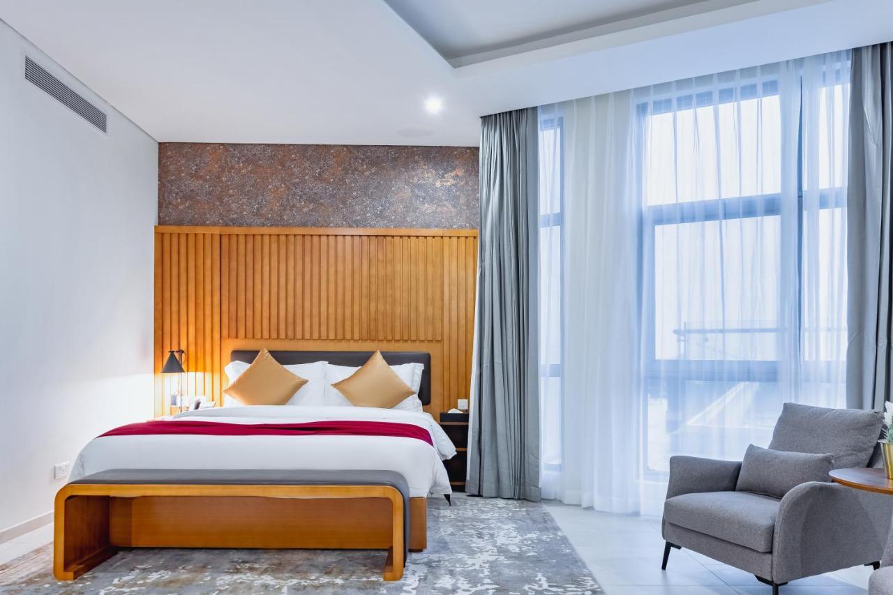 Alisa Hotel テマ エクステリア 写真