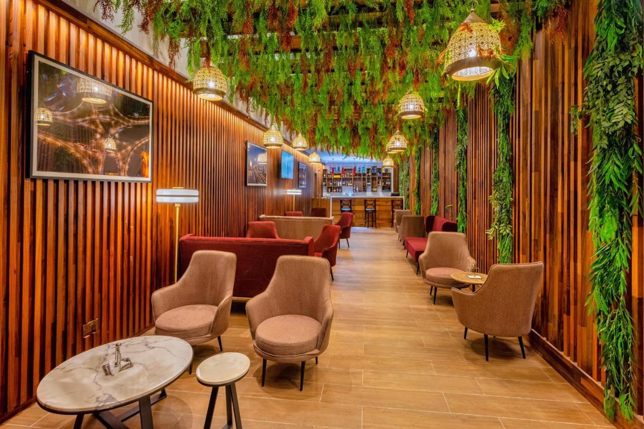 Alisa Hotel テマ エクステリア 写真